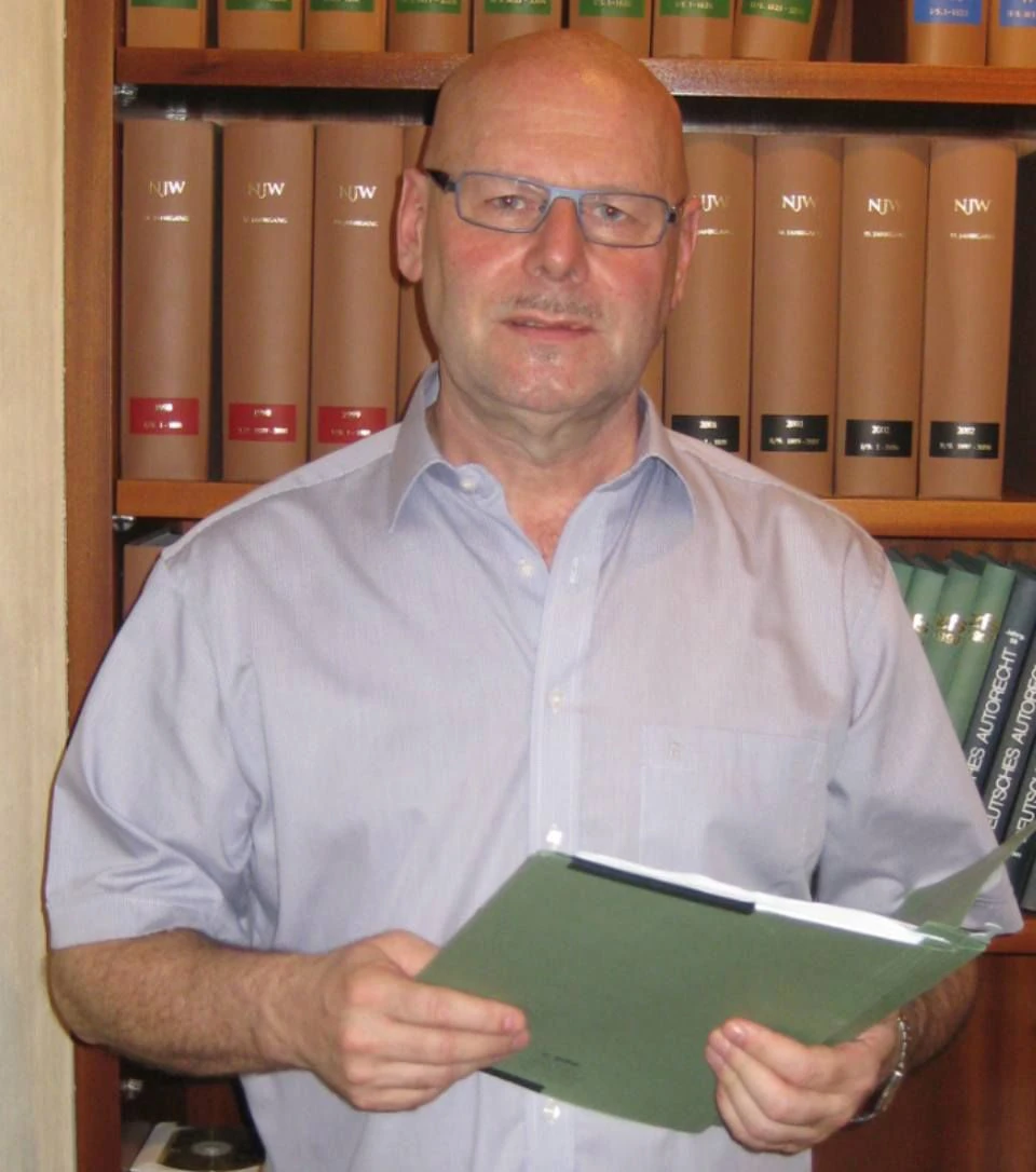 Rechtsanwalt Josef Schirra